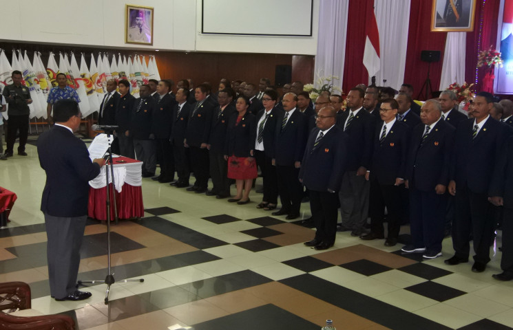 Di Pelantikan Pengurus KONI Papua